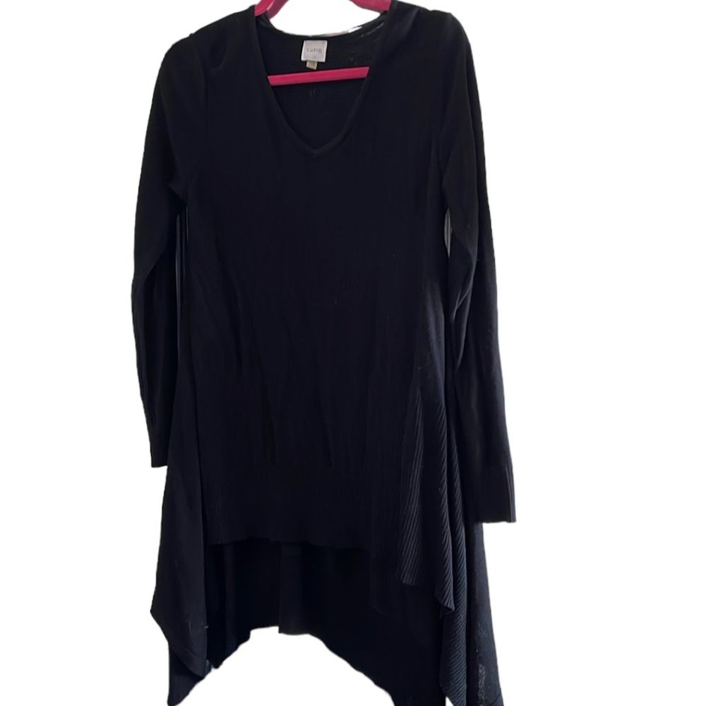 Cupio Black High Low SCOOP Neck Sweater Assymetrical sides EUC